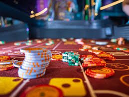 Bangladesh mobile user studying roulette table layout with purple interface